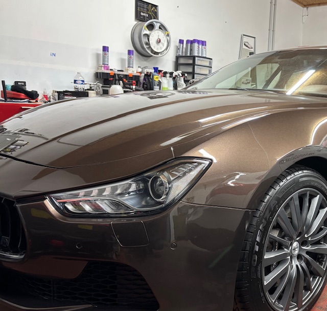 gutschein für professionelle fahrzeugaufbereitung schweiz – auto pro deluxe